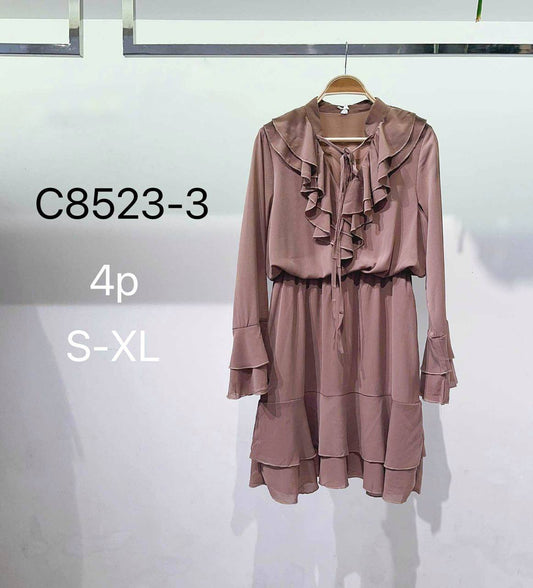 Romantic dress with ruffles