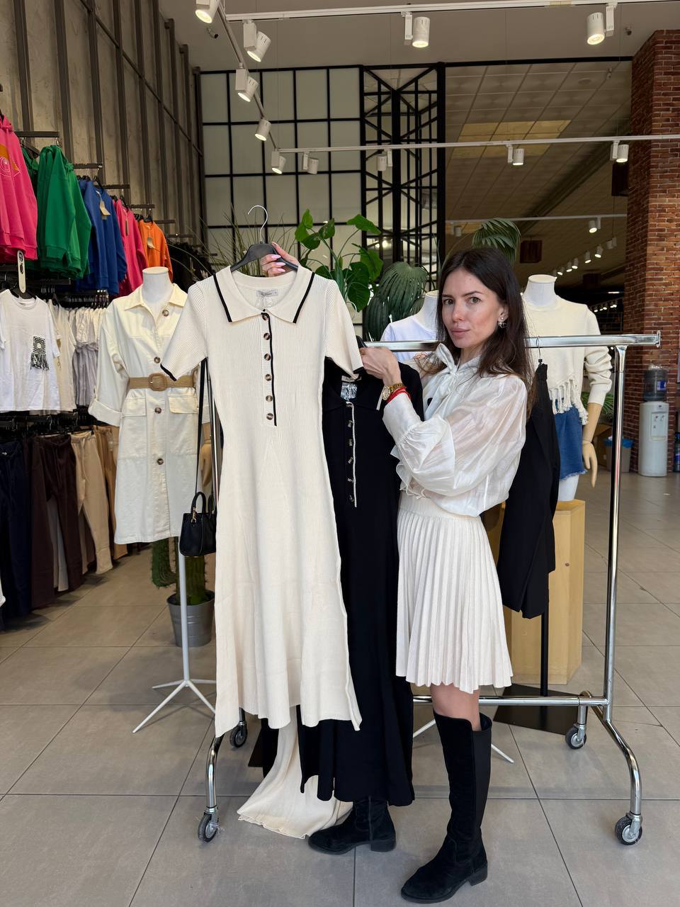 Polo-style knitted dress