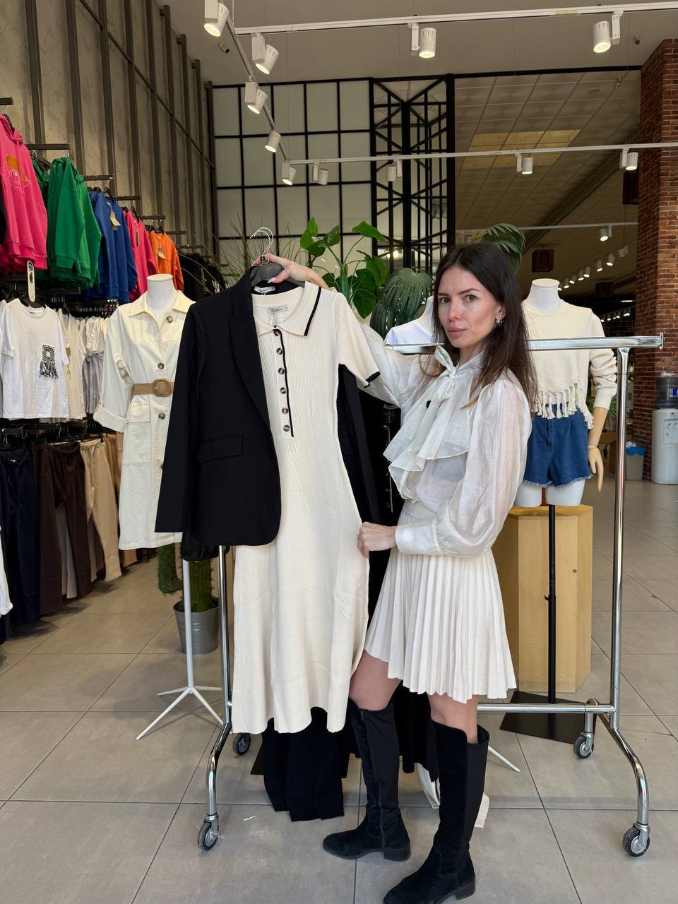 Polo-style knitted dress