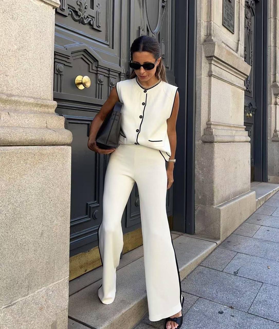Knitwear suit