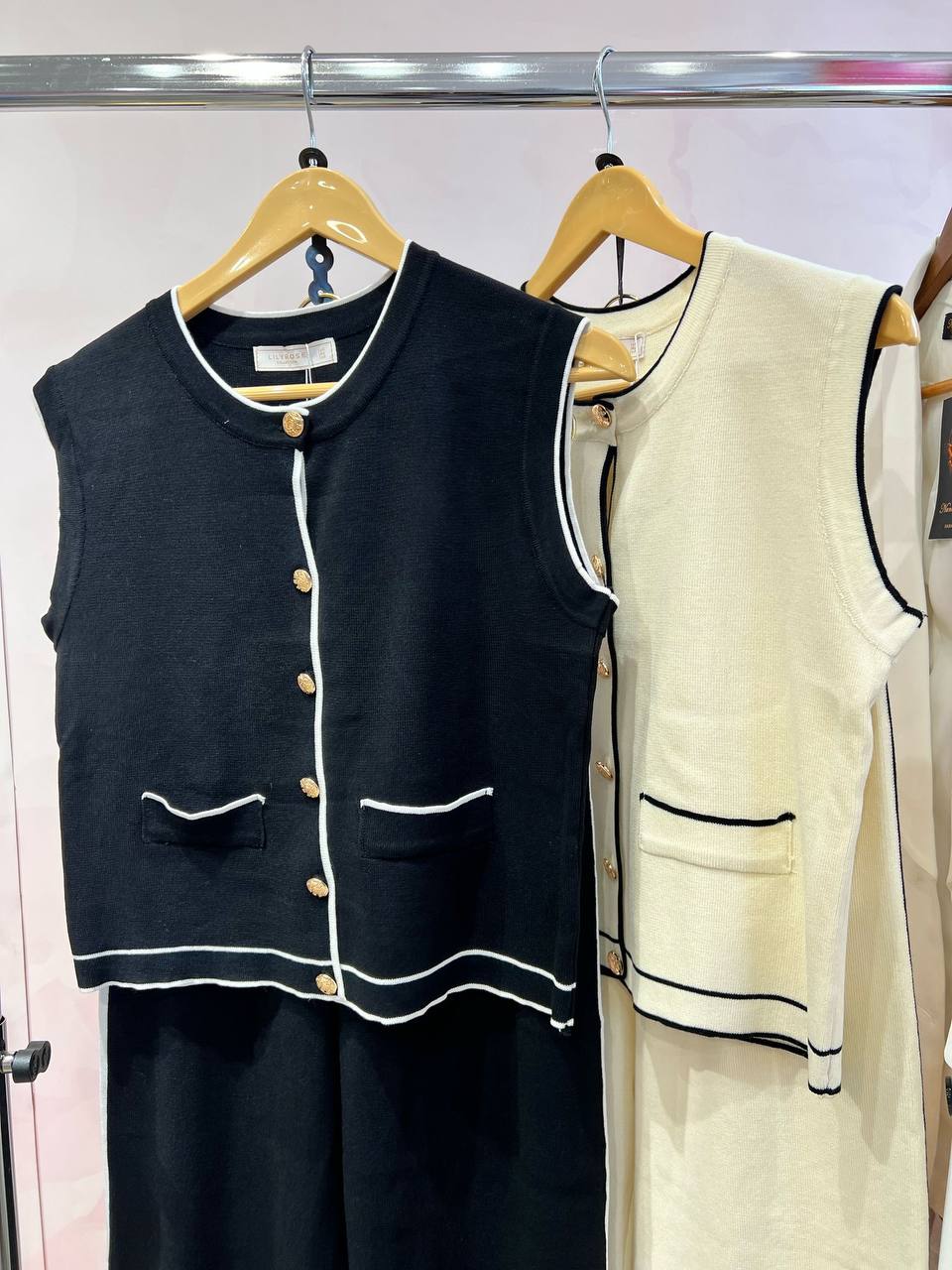Knitwear suit