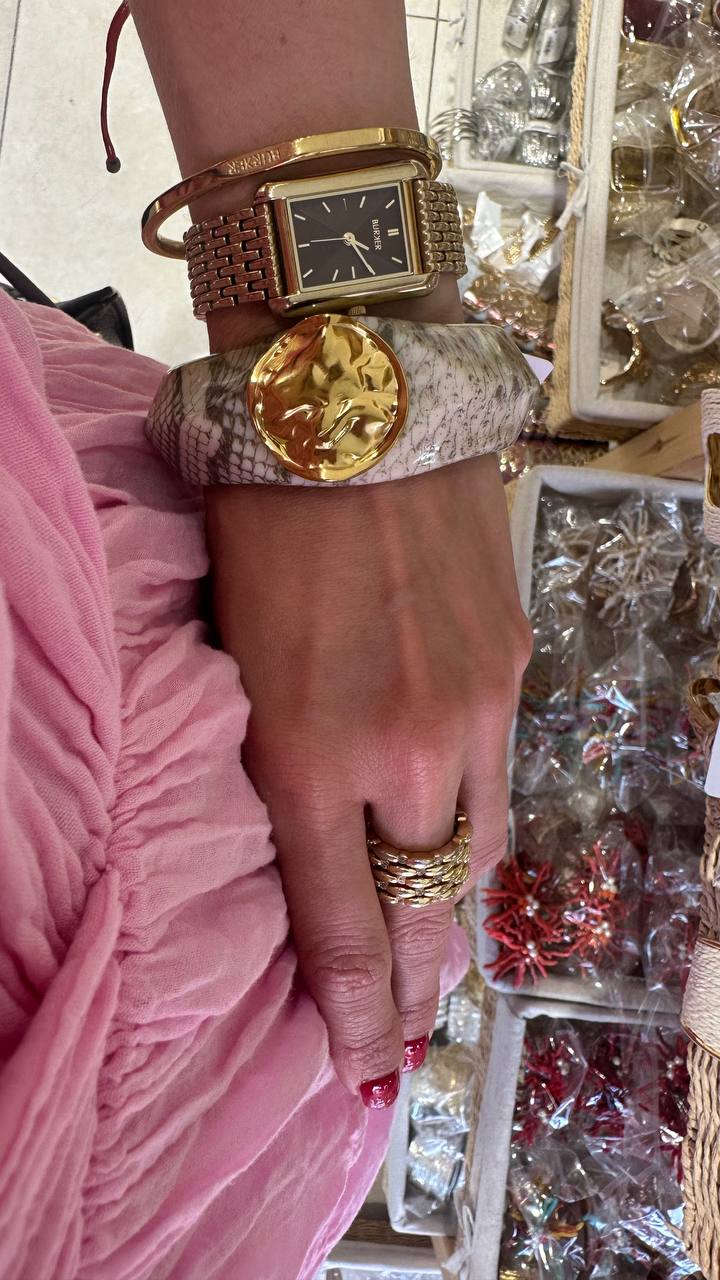 Plastic bracelet with imitation coin
