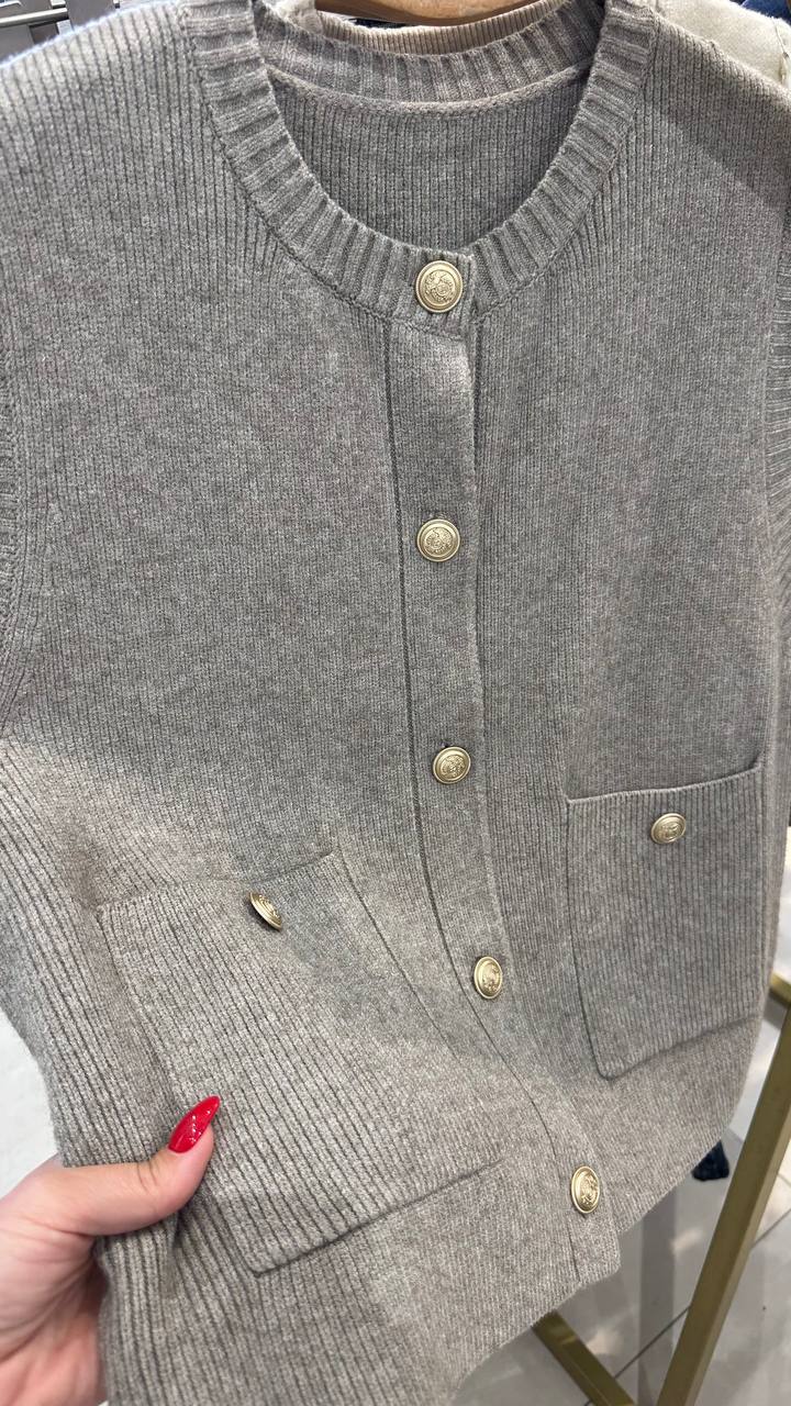 Classical knitwear