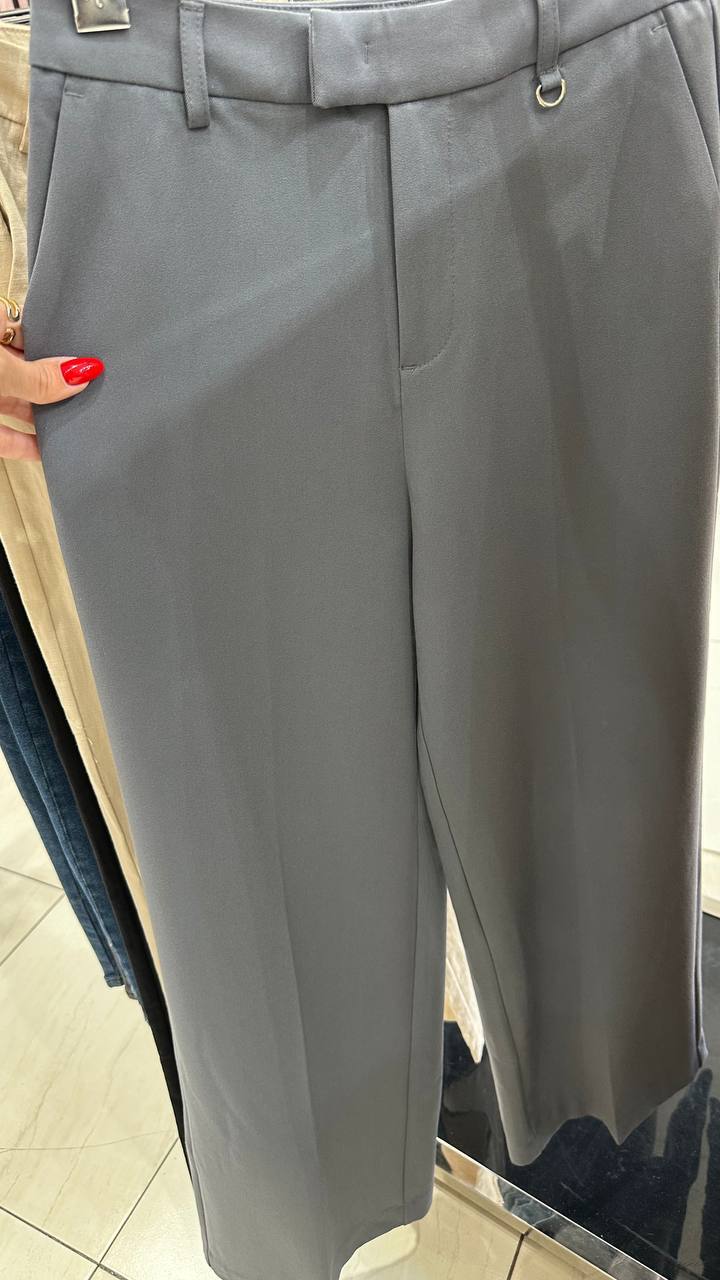 Straight-leg pants