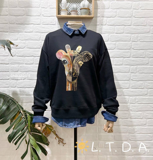 Loose-cut cotton jumper