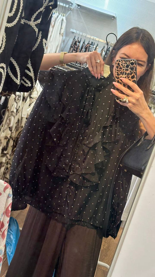 Romantic, weightless blouse