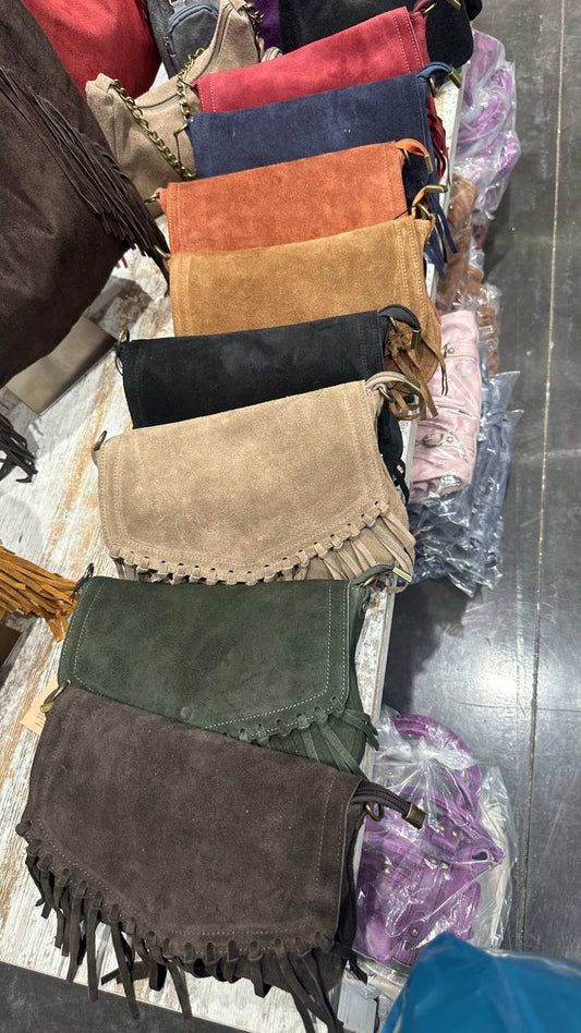 Handbag. Genuine suede.