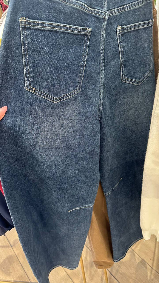 Buggy in perfect quality.