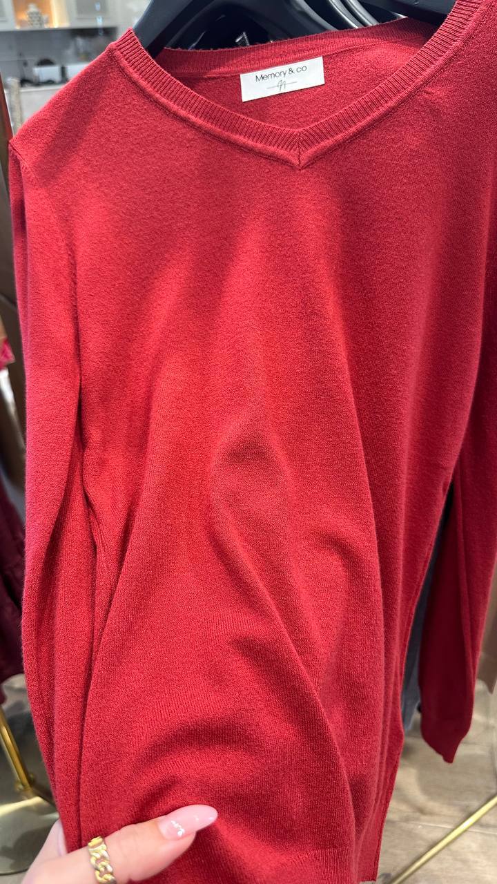 Basic thin-knit jumpers