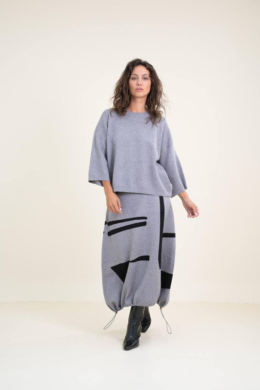 Knitted Suit with Adjustable Elastic Hem Skirt