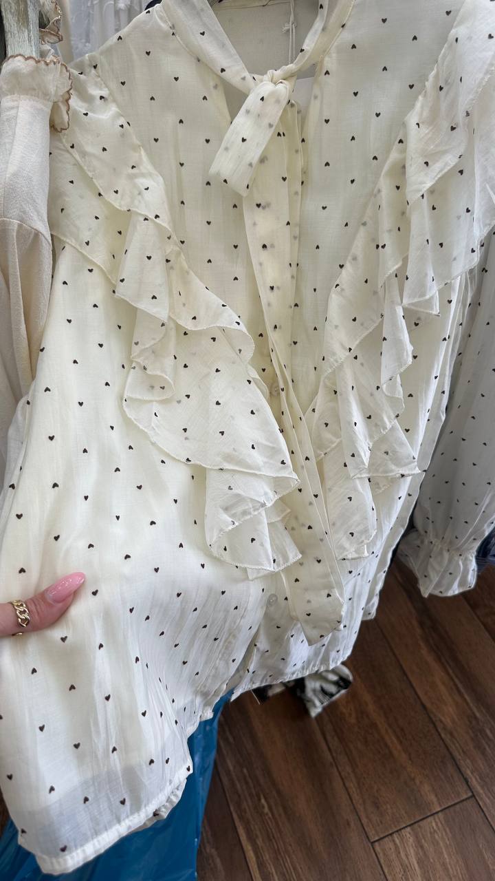 Romantic, weightless blouse
