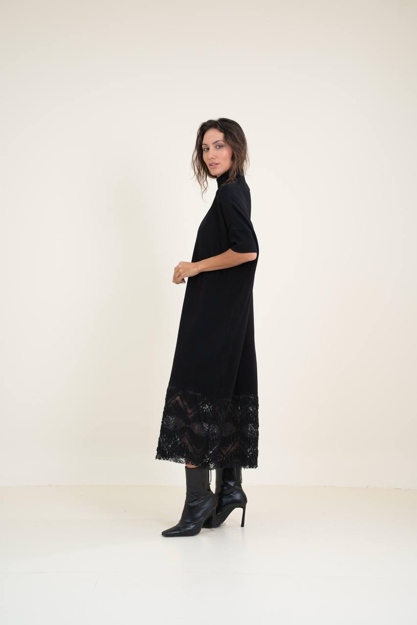 Loose-Fit Knitted Dress