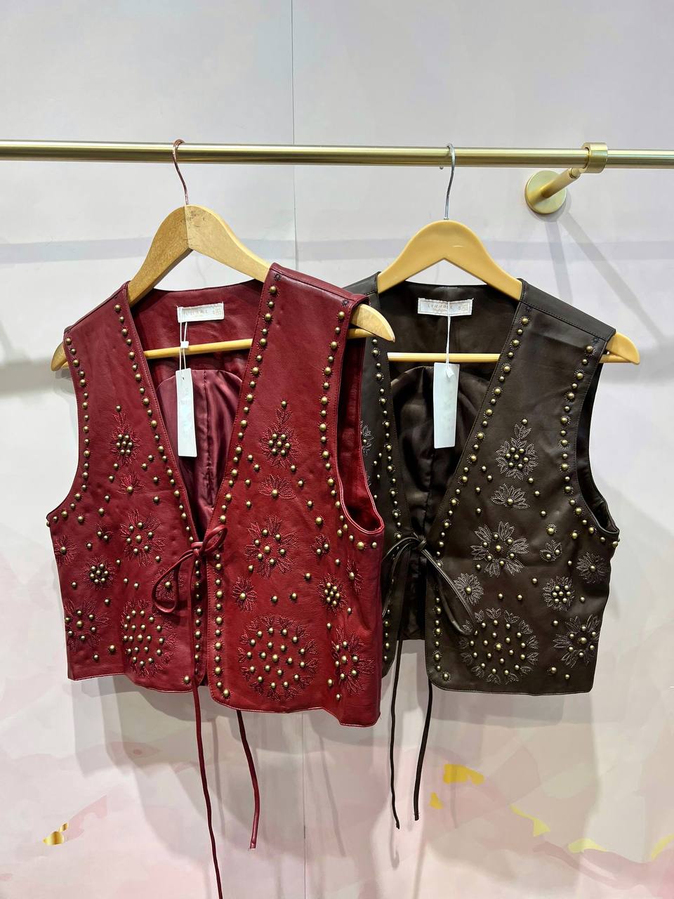 Spectacular eco-leather waistcoat