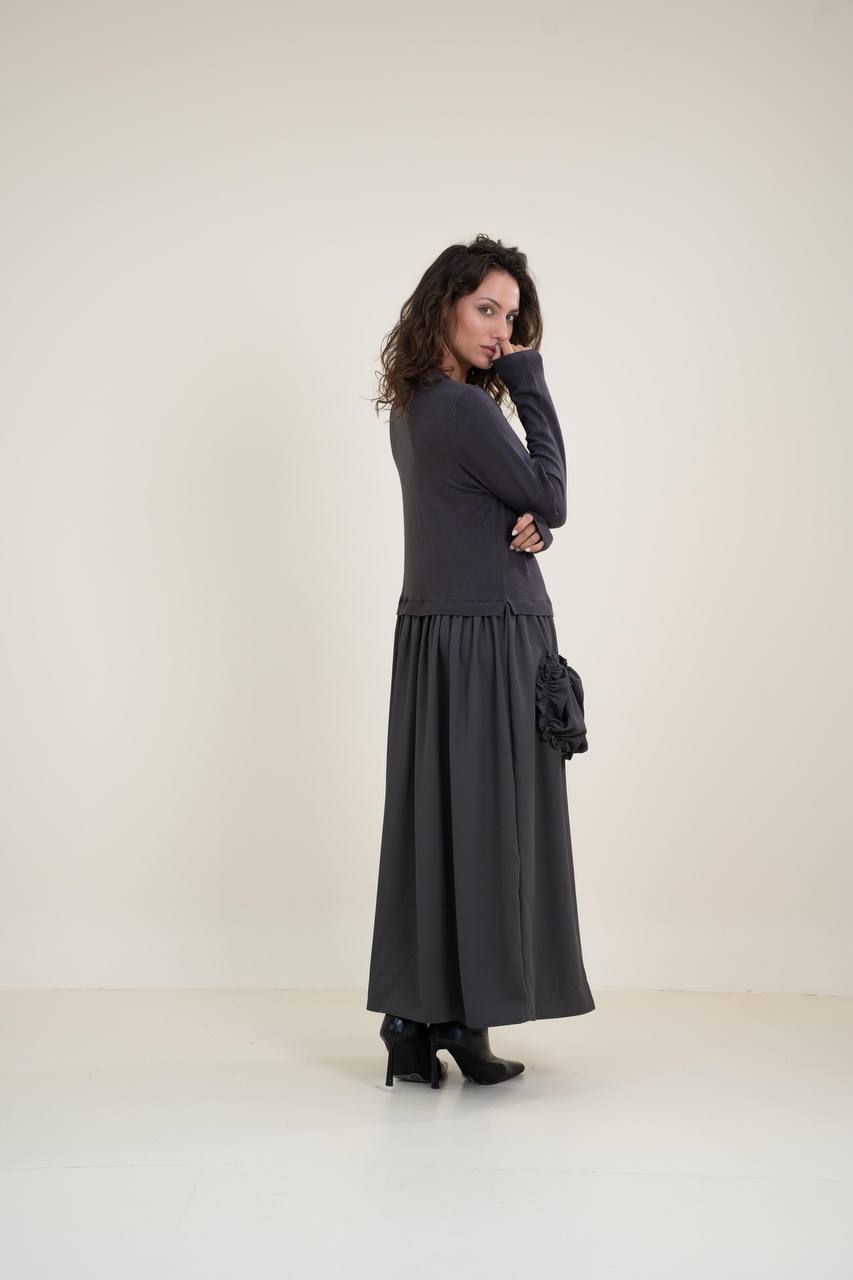 Loose-Fit Full-Length Dress with Voluminous Pockets