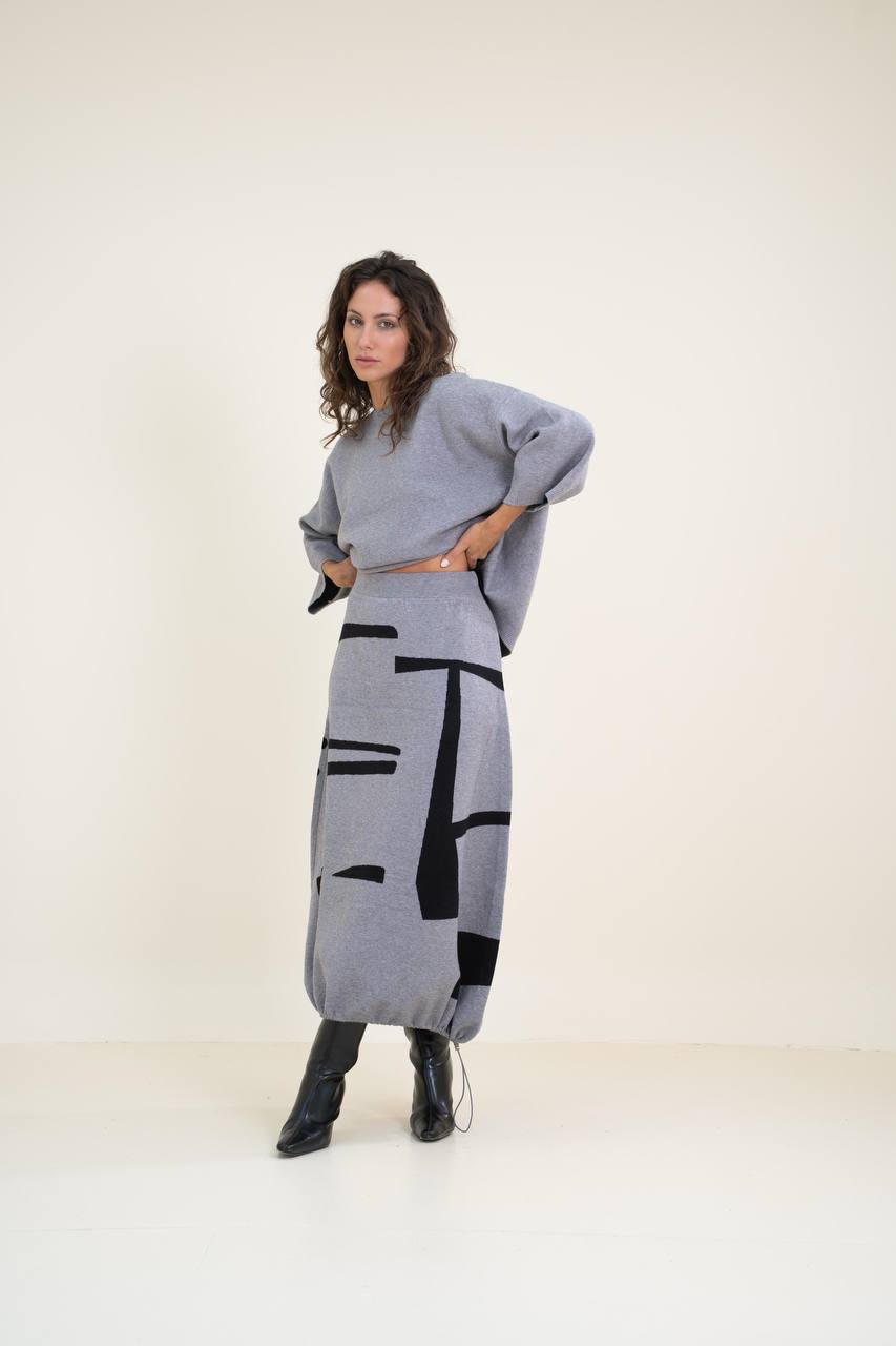 Knitted Suit with Adjustable Elastic Hem Skirt