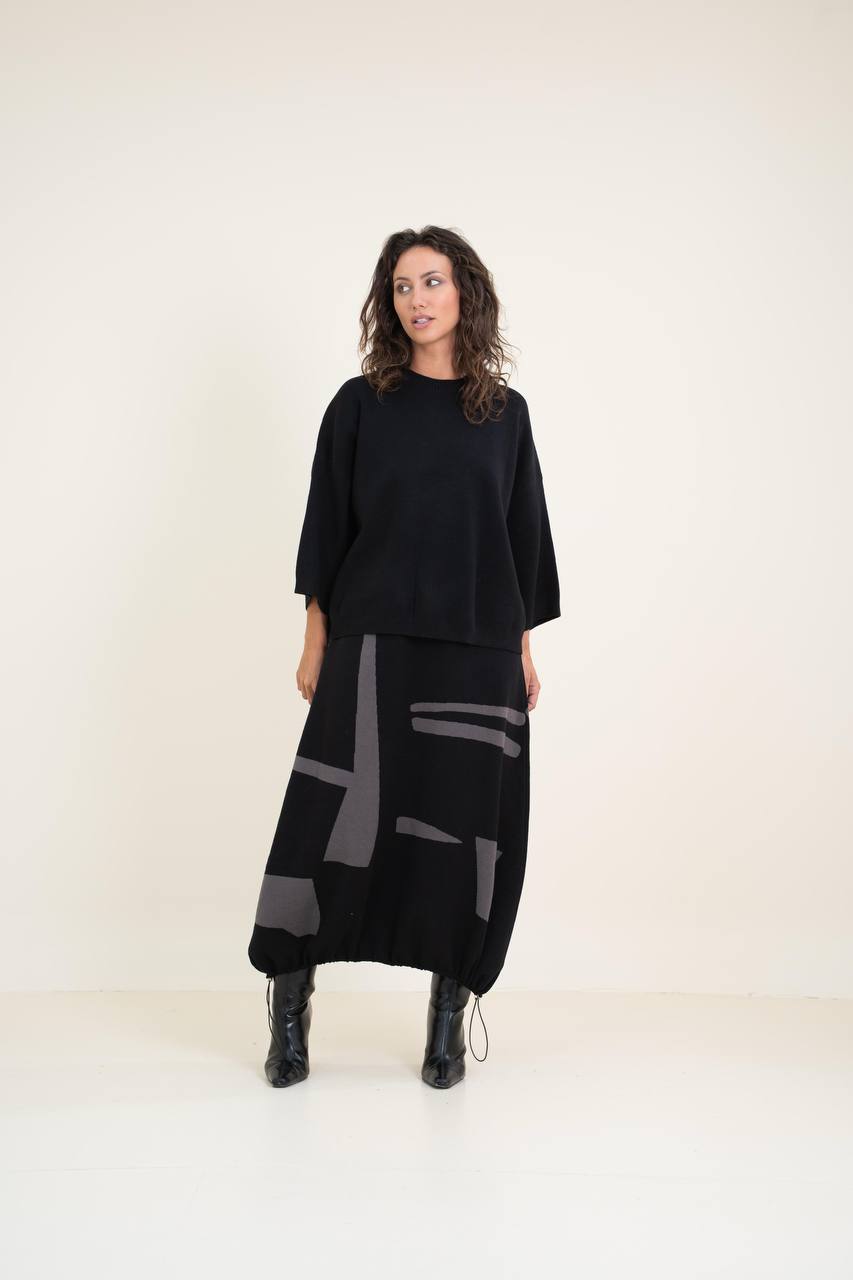 Knitted Suit with Adjustable Elastic Hem Skirt