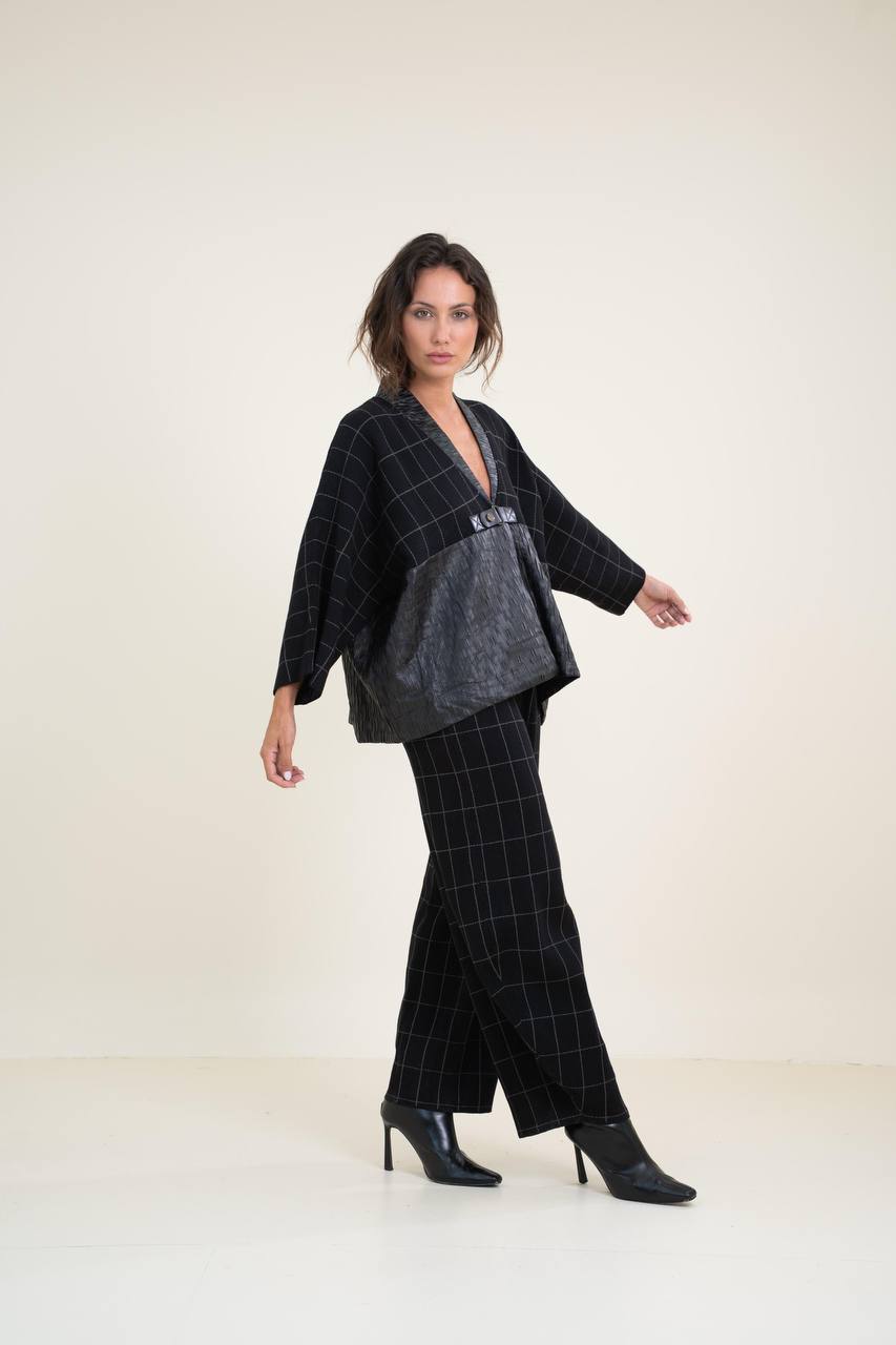 Elegant Knitted Suit from Viscose Fabric with Combined Inserts