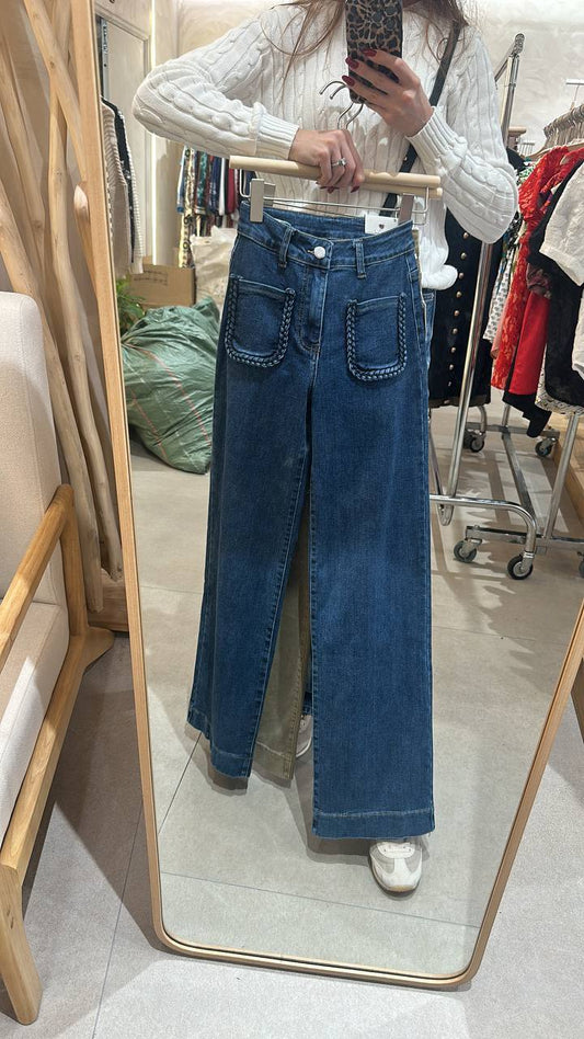 Jeans with Perfect Fit