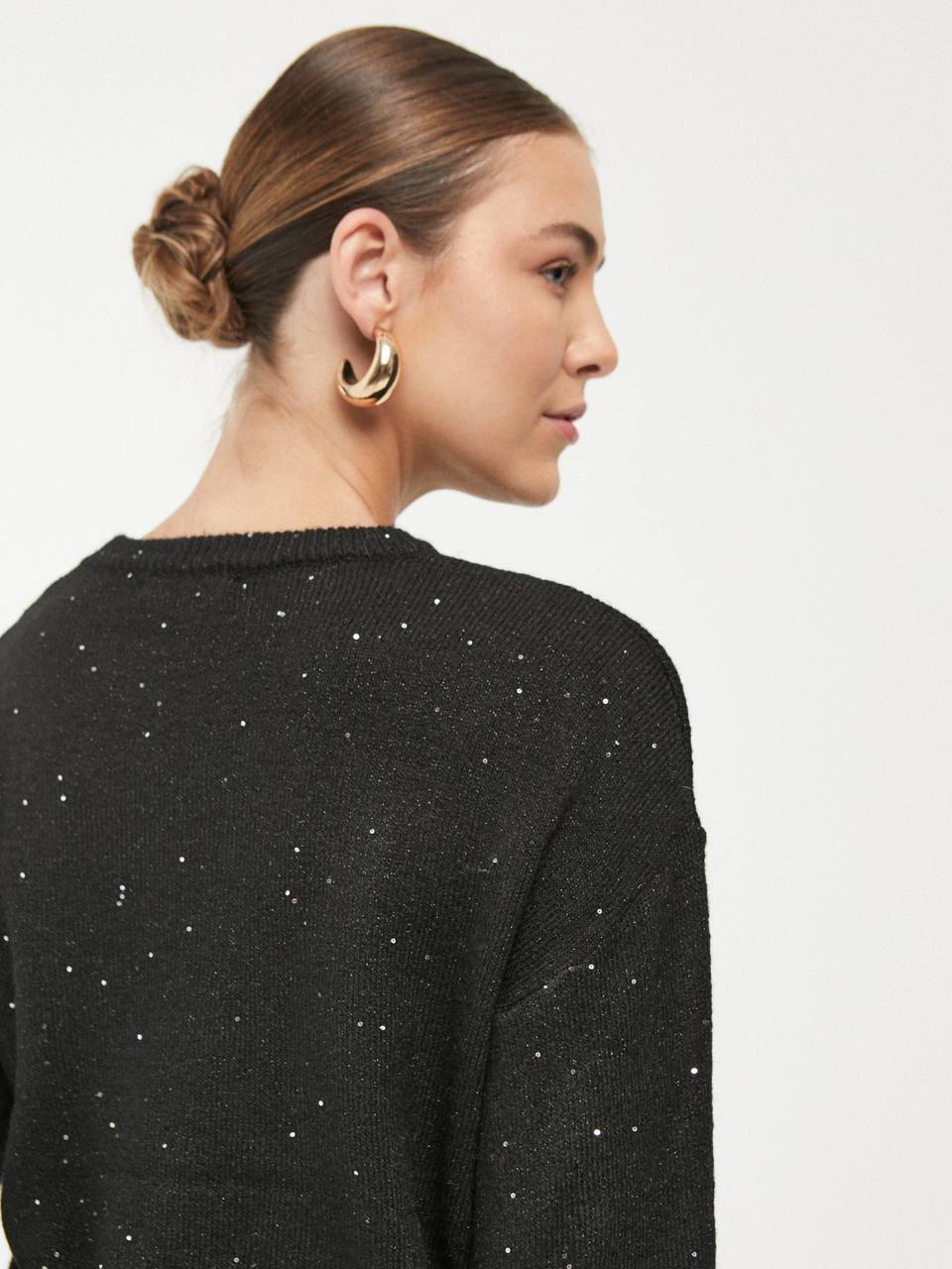 Basic Jumper with Sequins