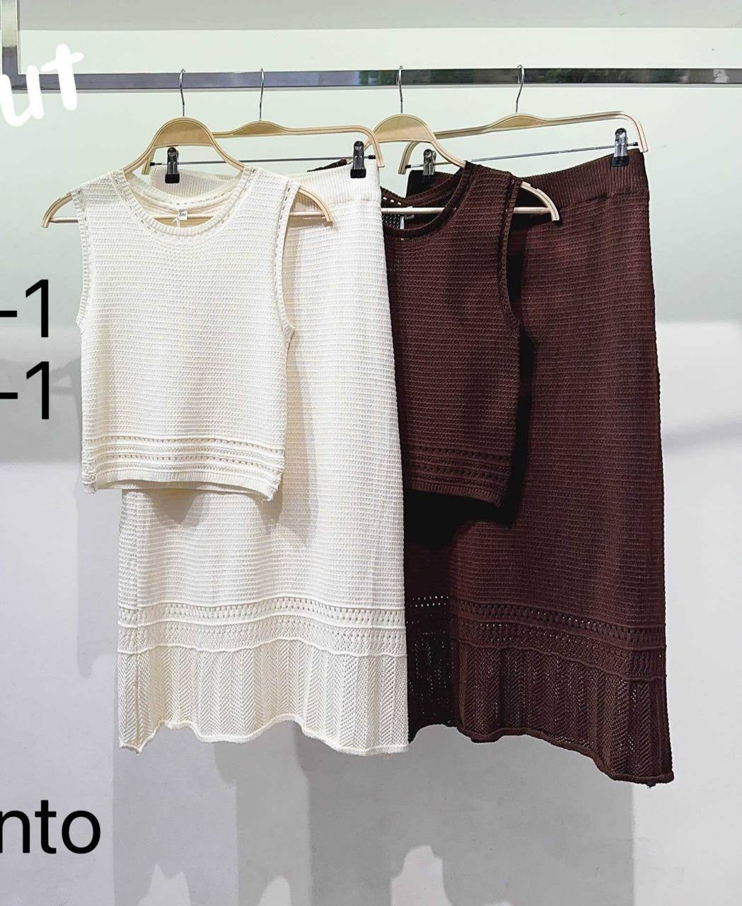 Top and skirt suit