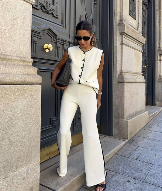 Knitwear suit