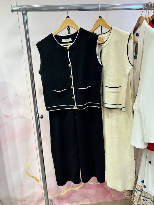 Knitwear suit