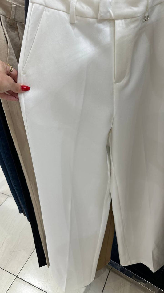 Straight-leg pants