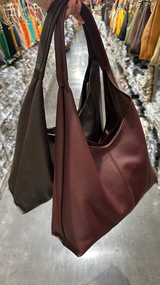 Shopper made of genuine leather