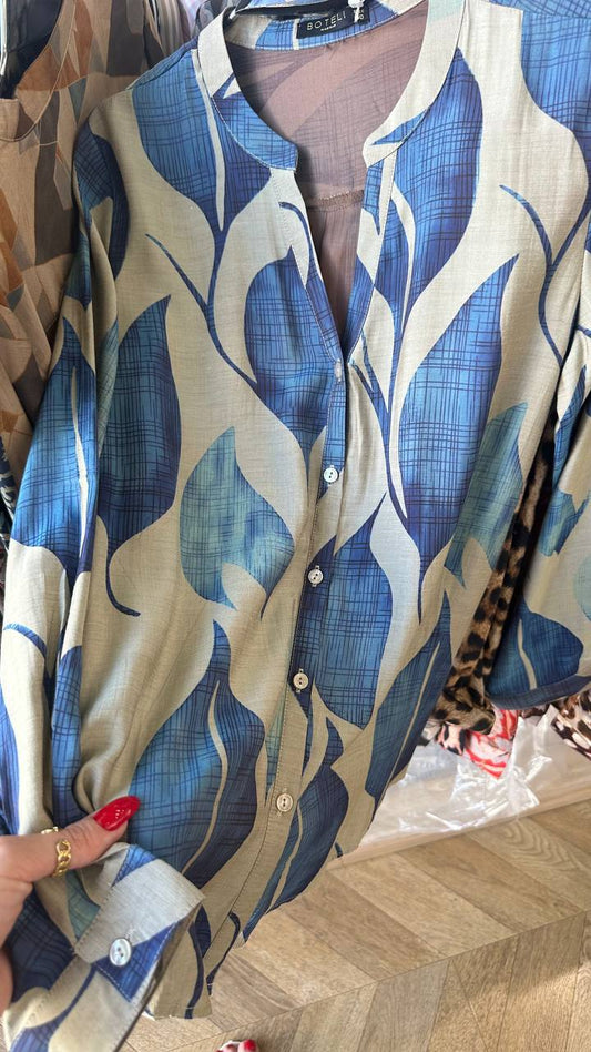 Shirts with autumn prints