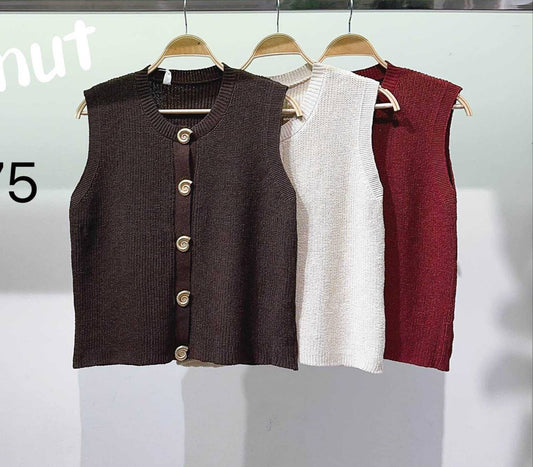 Vest made of viscose knitwear