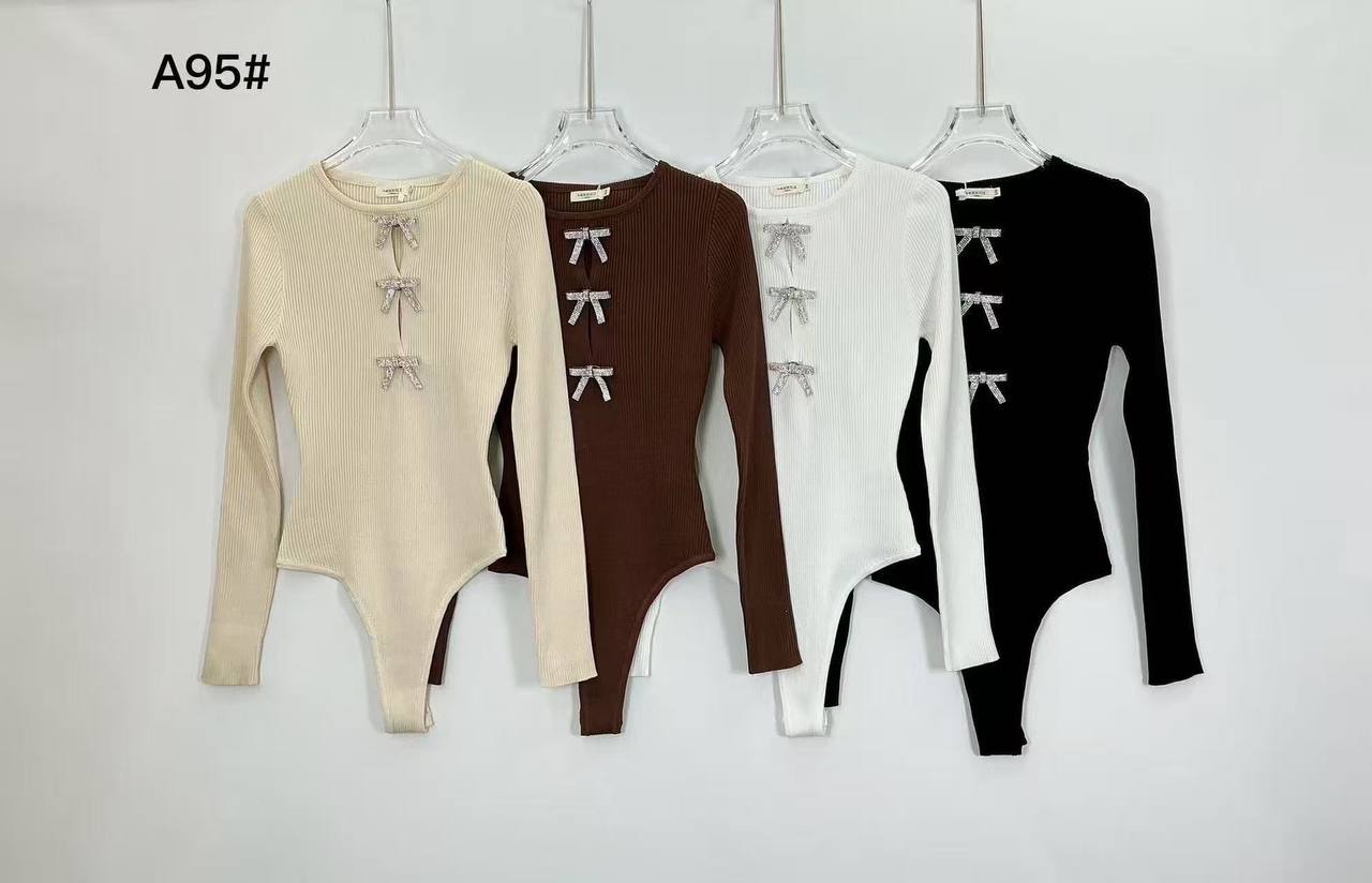 Bodysuit with trendy bows