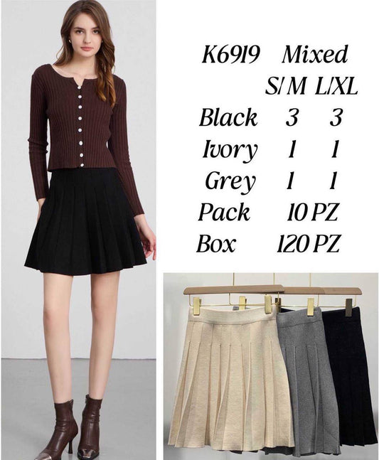 Pleated Knitted Skirt