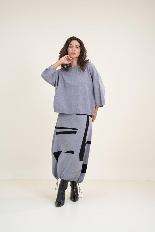 Knitted Suit with Adjustable Elastic Hem Skirt