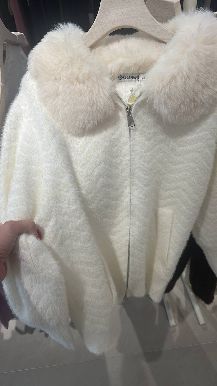 Dense Pile Knit with Pockets and Sewn Fur Collar