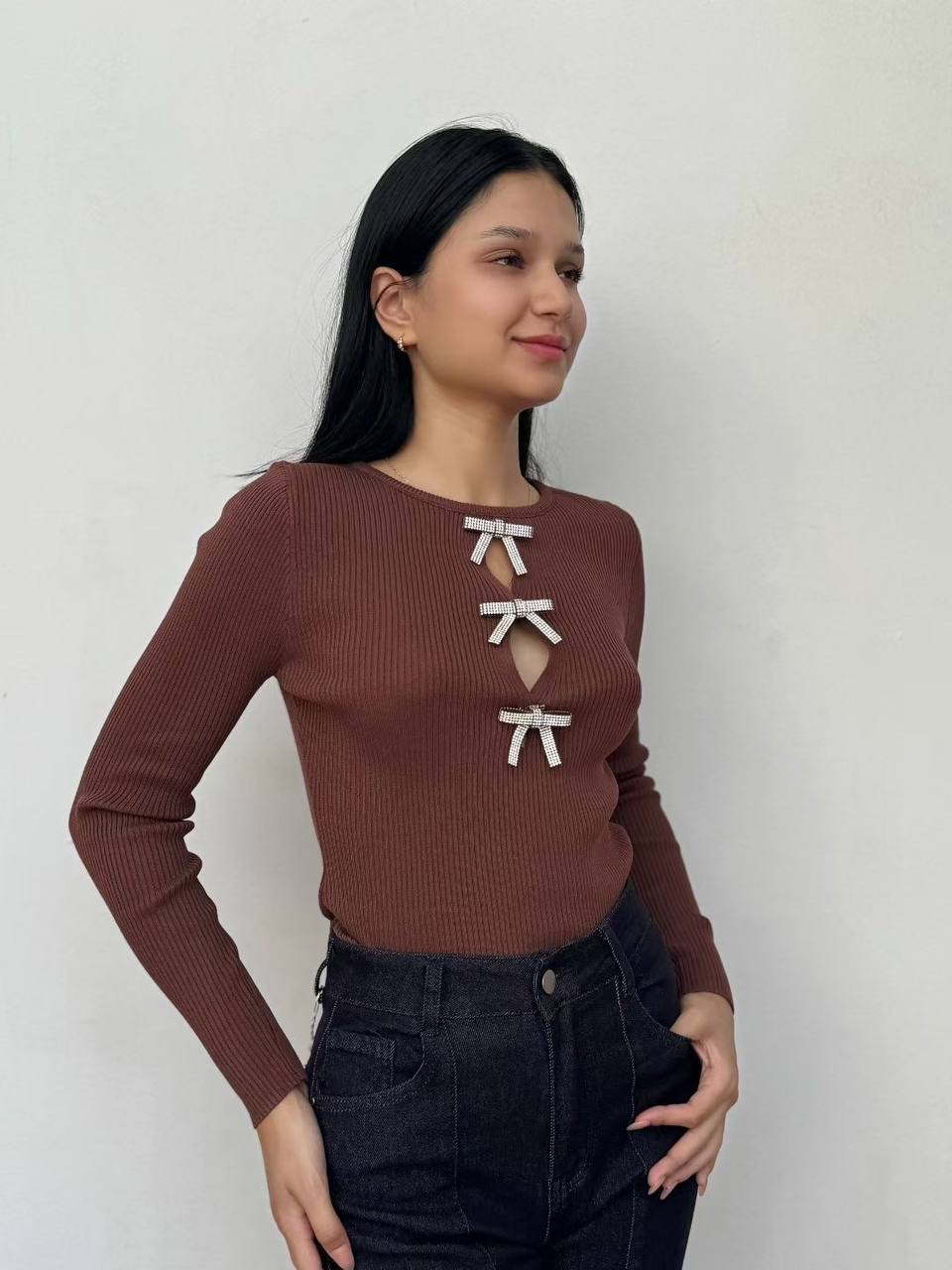 Bodysuit with trendy bows