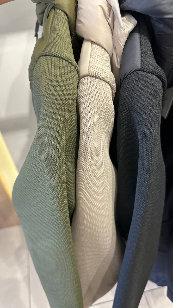 Stogram with combined knitwear and back