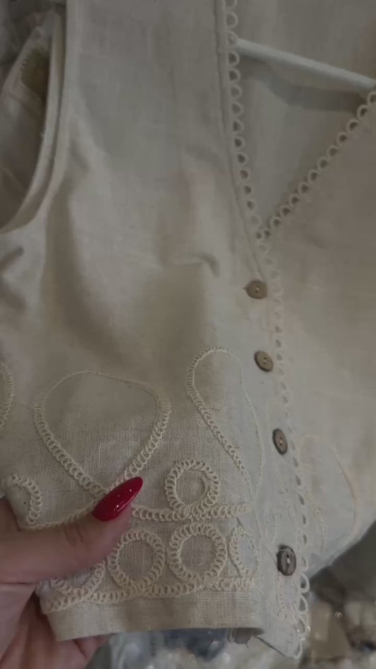 Suit made of natural fabric