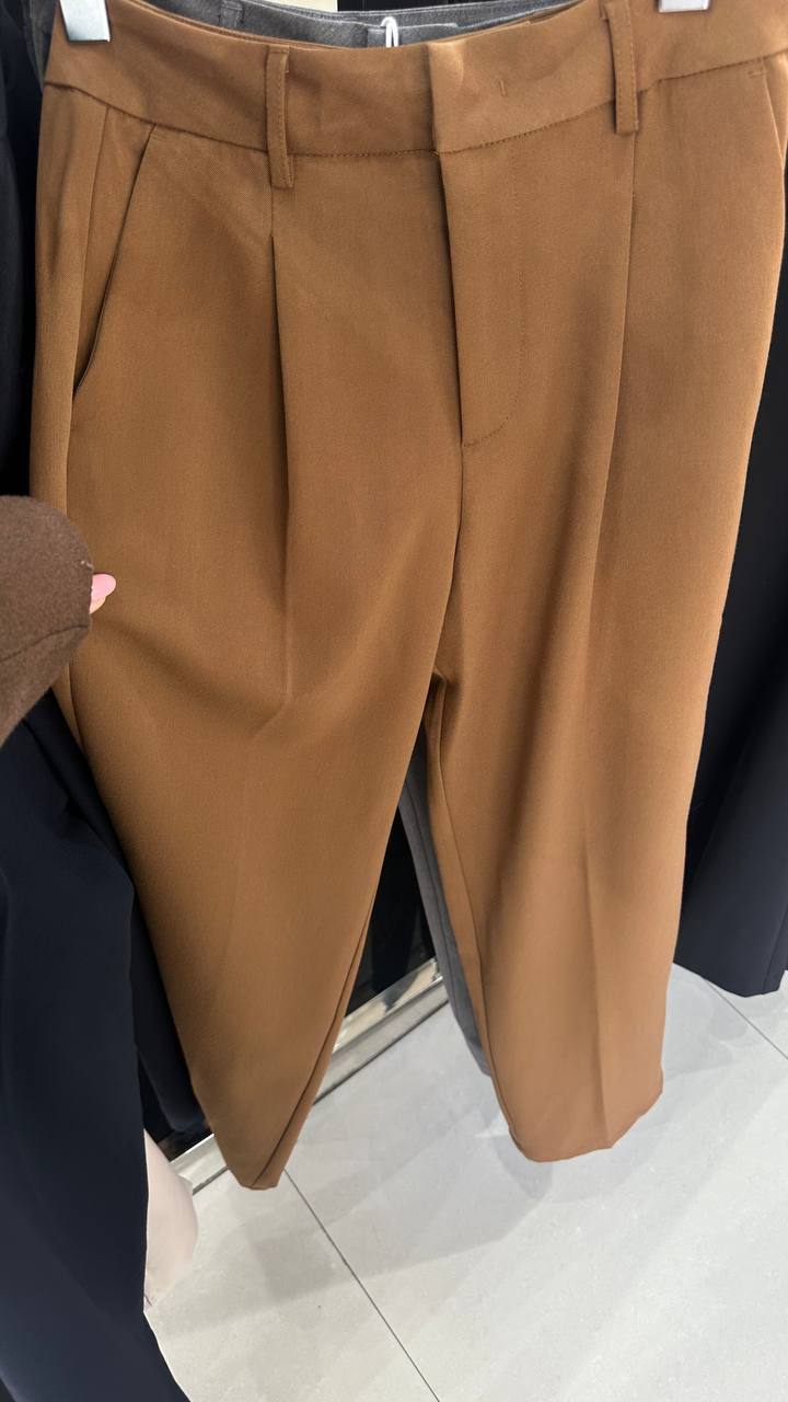 Caramel-colored Loose Pants