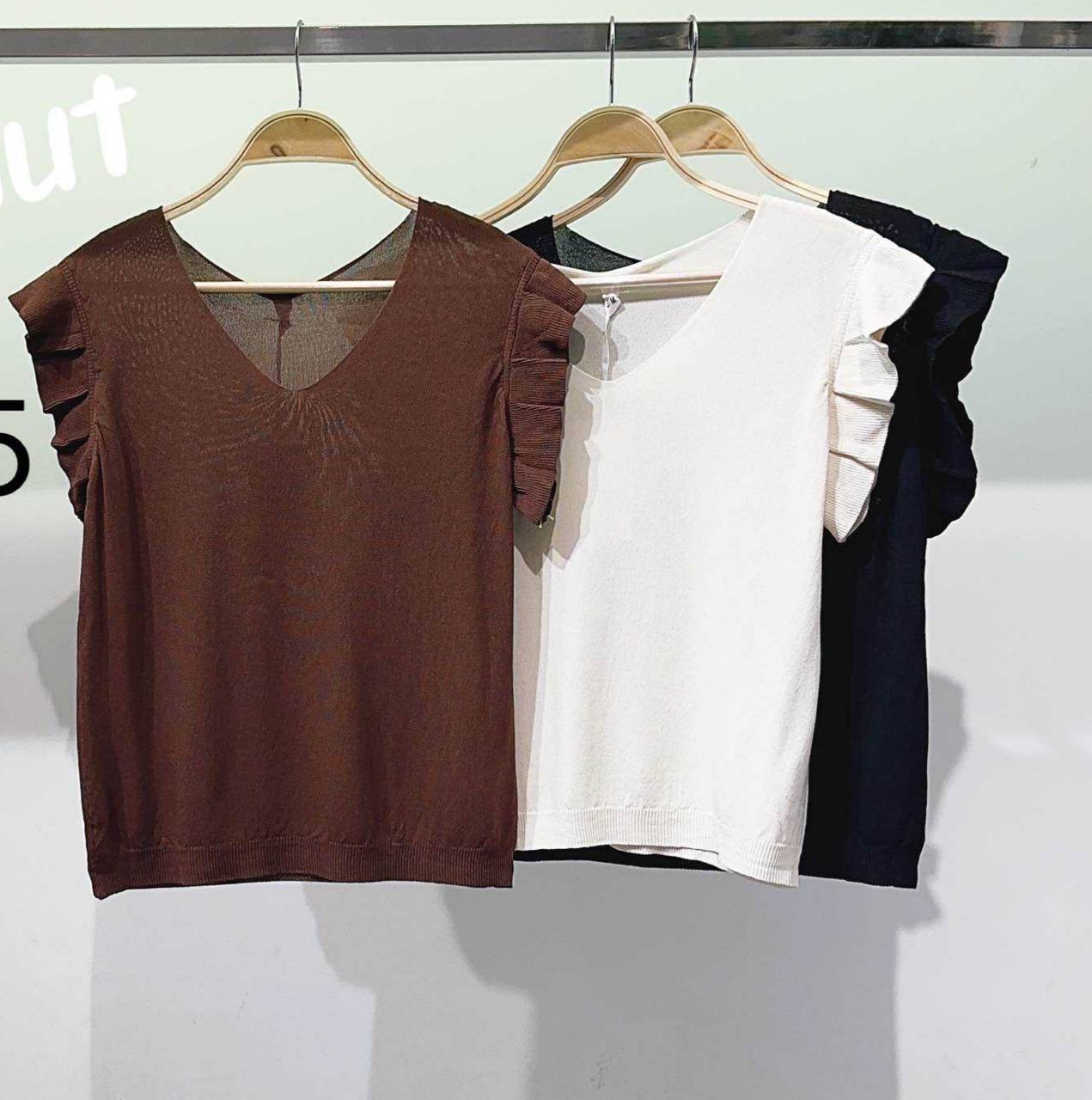 Thin Knit T-shirt