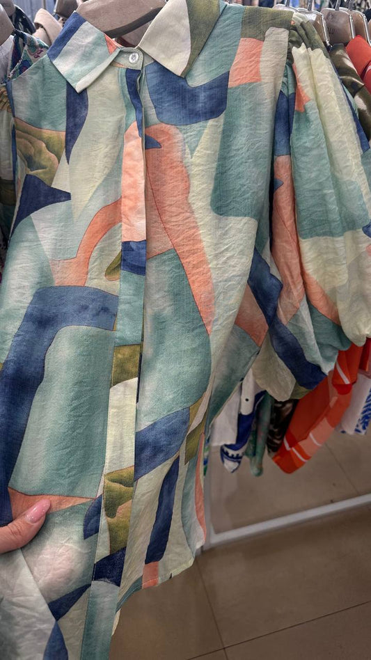 Blouse with Voluminous Sleeve