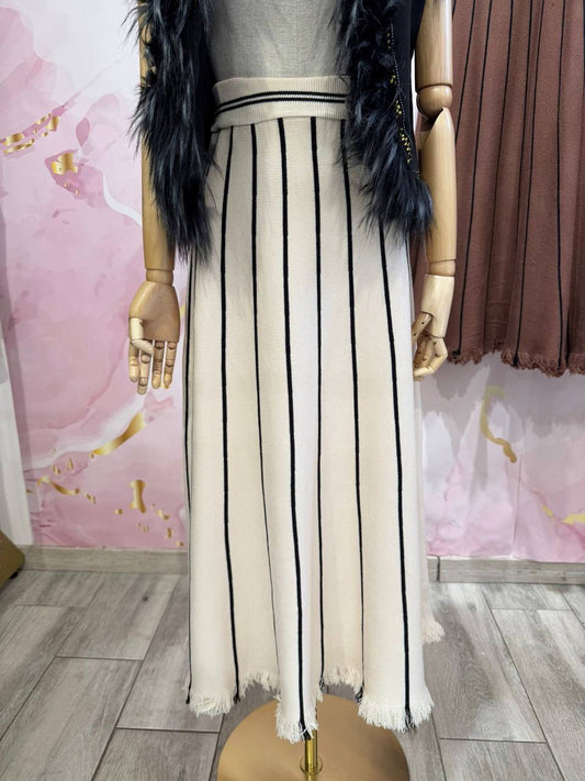 Midi Skirt of Dense Viscose Knitwear