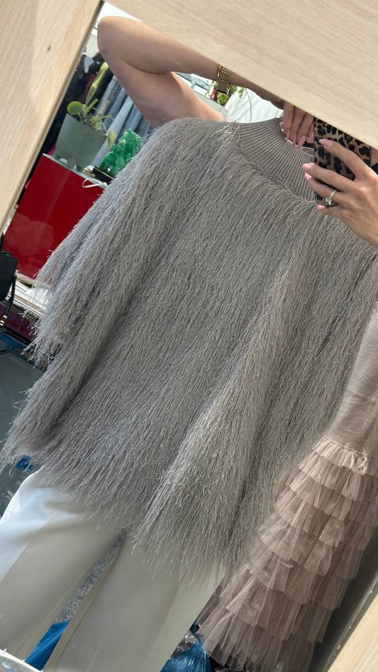 Spectacular knitted t -shirt
