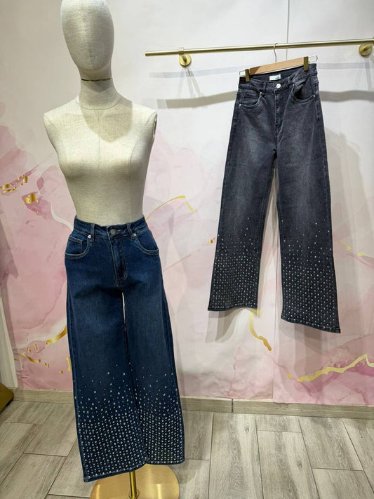 Jeans with Thermostuds