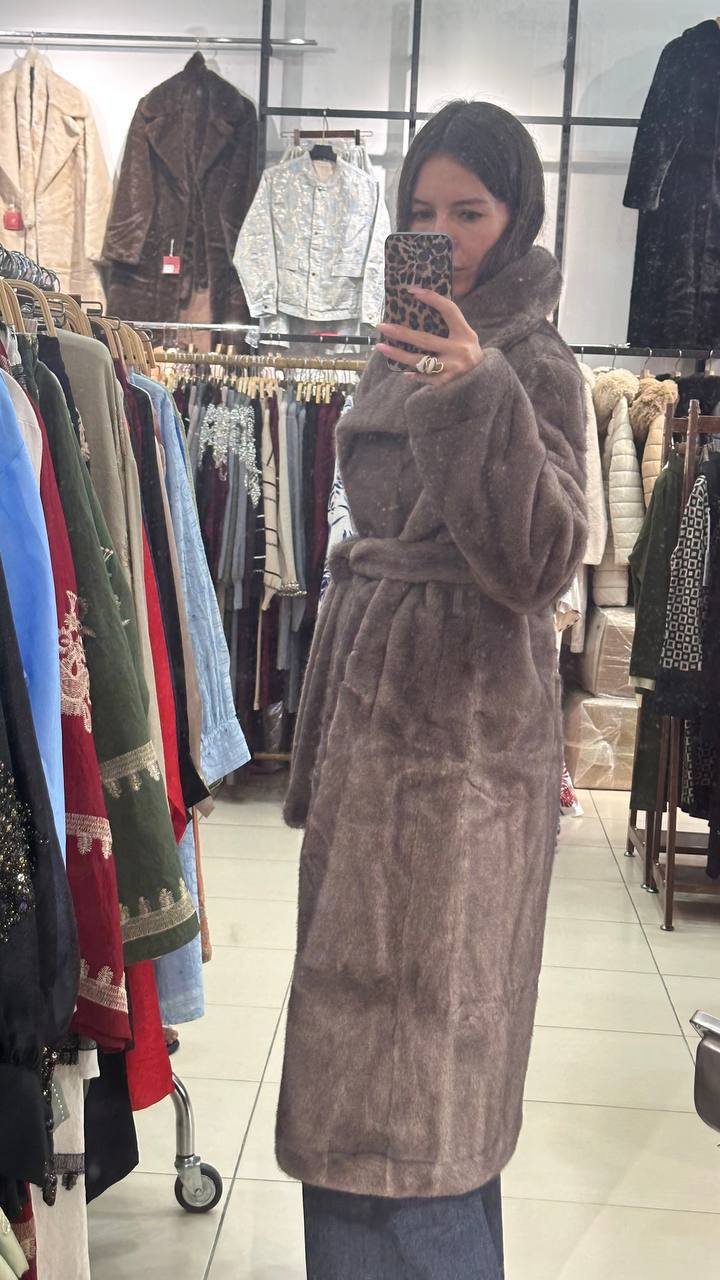 Sheepskin Coat With English Collar